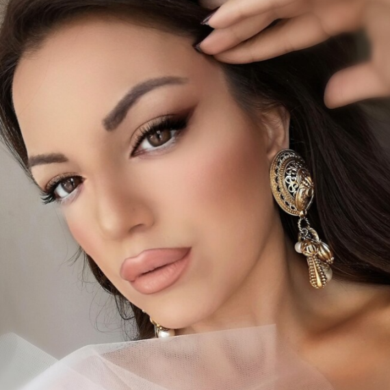 Ταχύρρυθμο σεμινάριο Bridal MakeUp